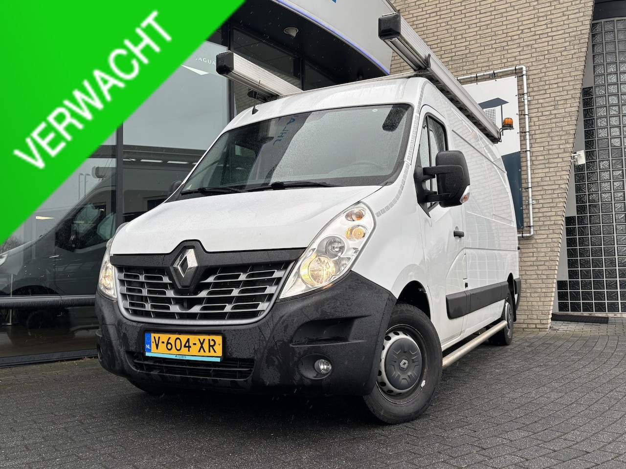 Renault Master - 2.3 dCi L2H2*A/C*CRUISE*NAVI*HAAK*CAM*IMPERIAAL* - AutoWereld.nl