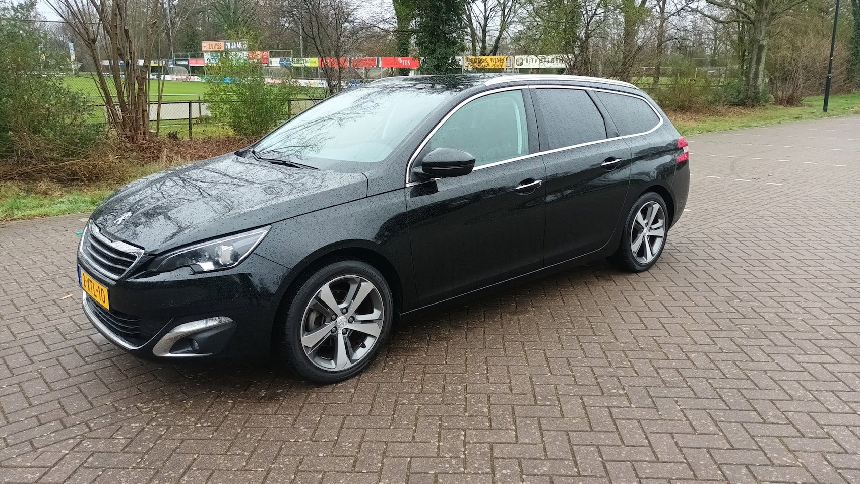 Peugeot 308 SW - 1.2 e-THP Première 1.2 e-THP Première - AutoWereld.nl
