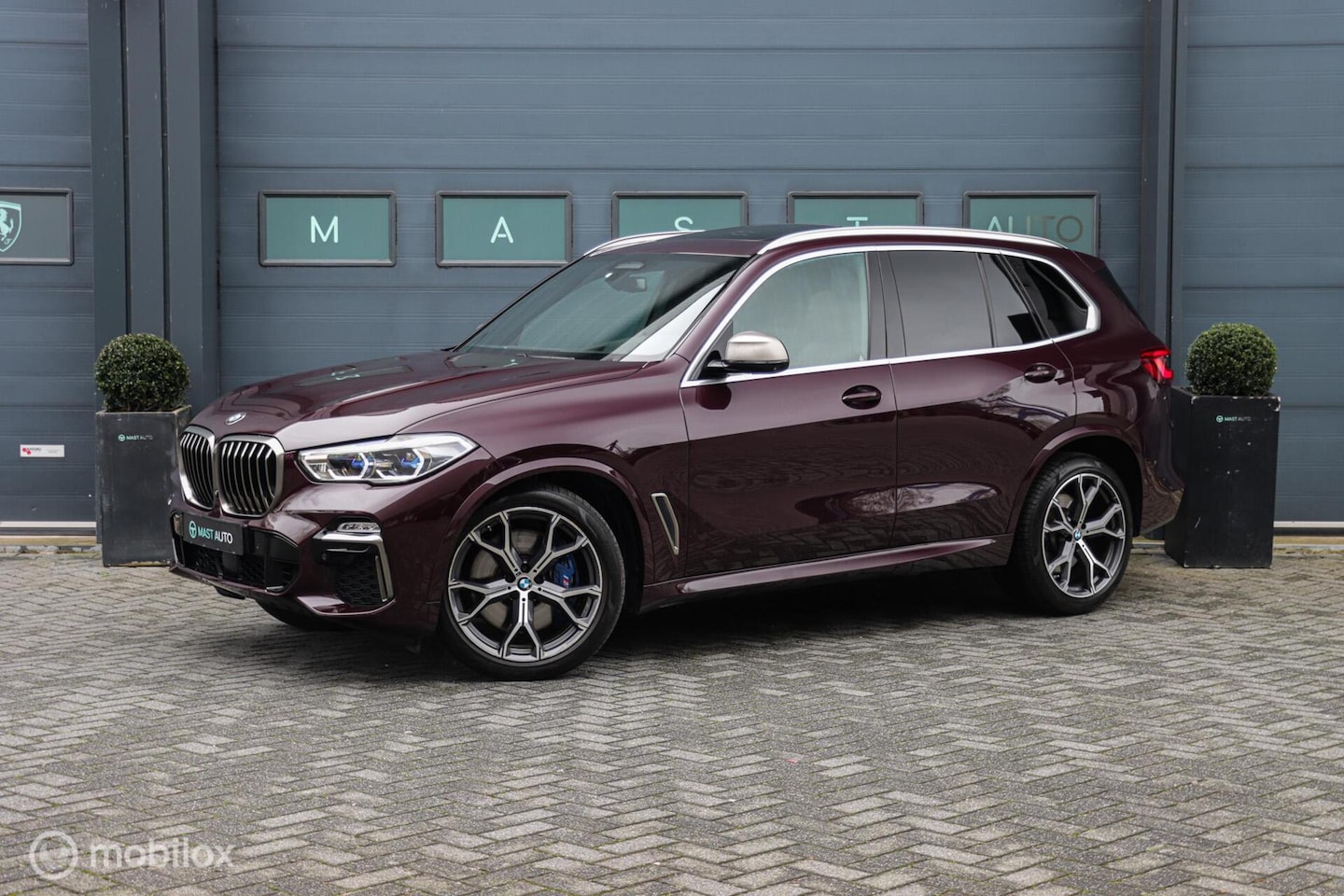 BMW X5 - M50d High Executive|Luchtvering|PANO|H&K|HUD|Individual|Sky lounge|Laser - AutoWereld.nl