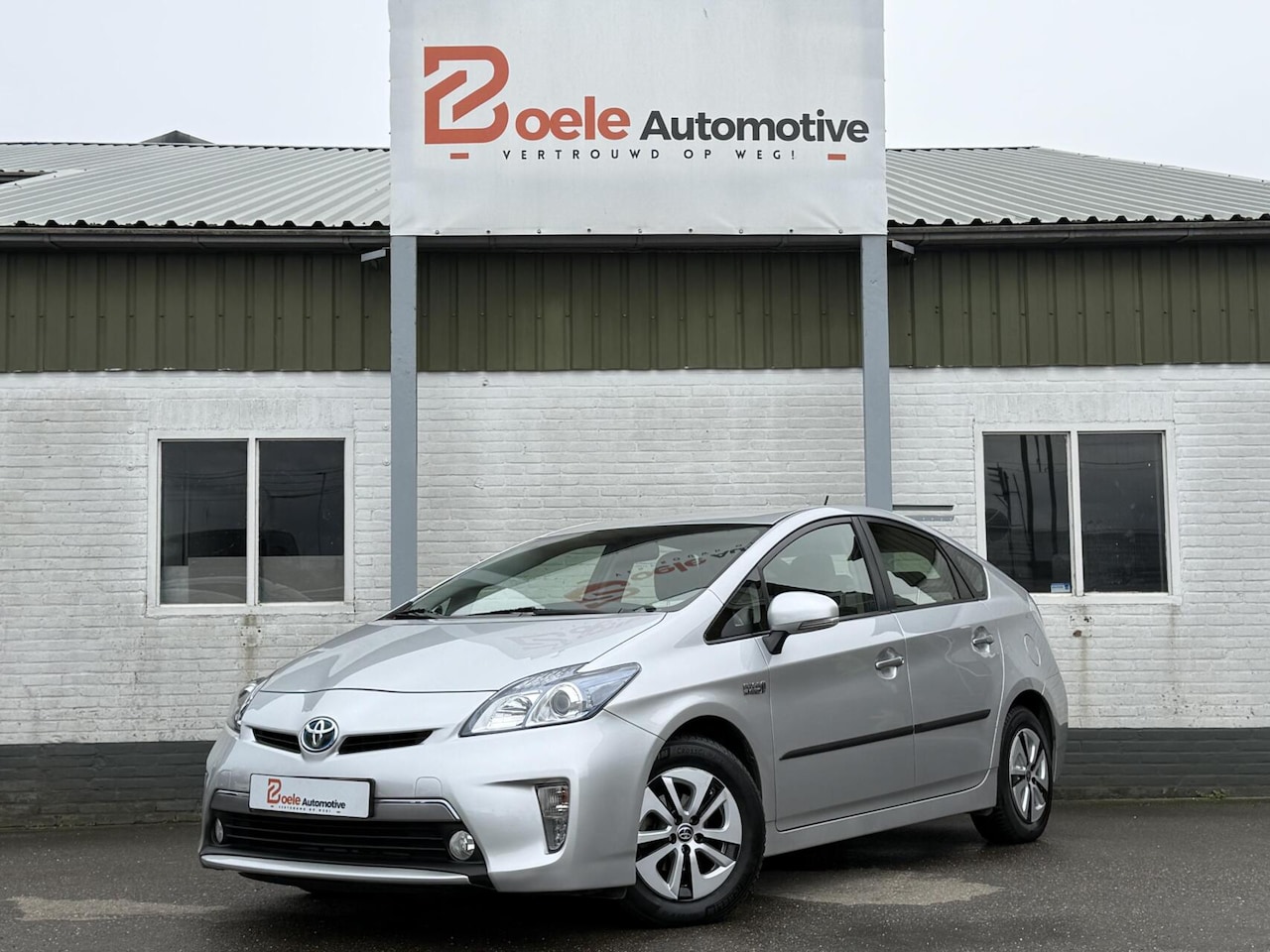 Toyota Prius - 1.8 Plug-in Hybrid / 2e Eig. / Dealer Ondh. / Orig. NL / Trekhaak - AutoWereld.nl