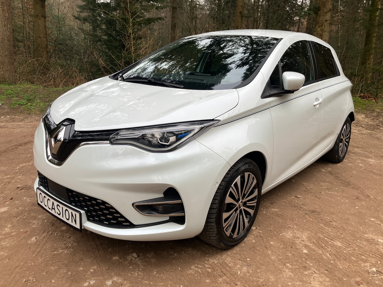 Renault Zoe - Riviera, Vol Lederen bekleding, Navi, Touchscreen, Stoelverwarming - AutoWereld.nl