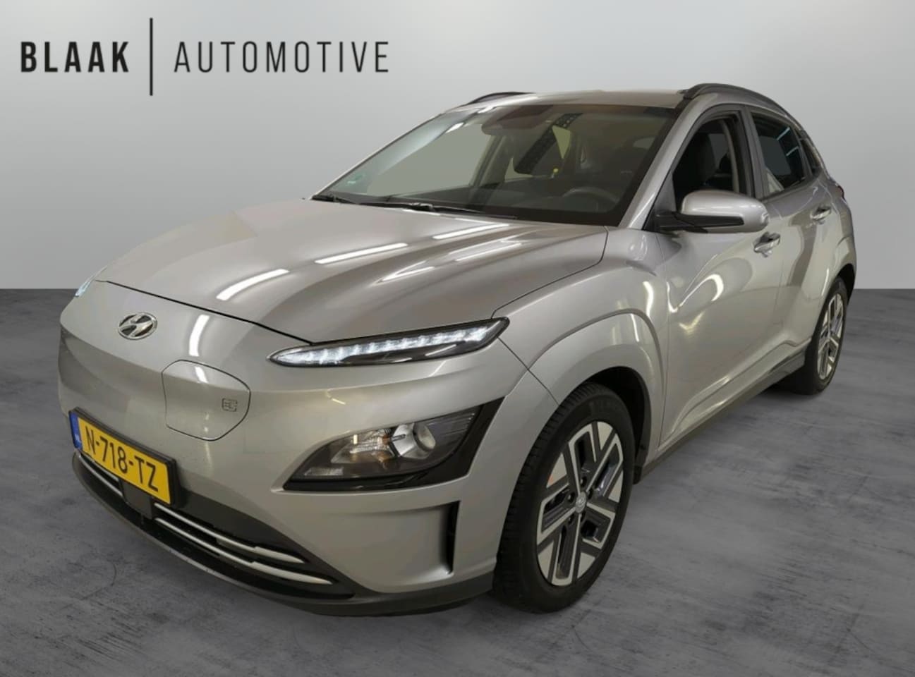 Hyundai Kona Electric - EV Comfort 64 kWh | navigatie | NL-auto | dealeronderhouden - AutoWereld.nl