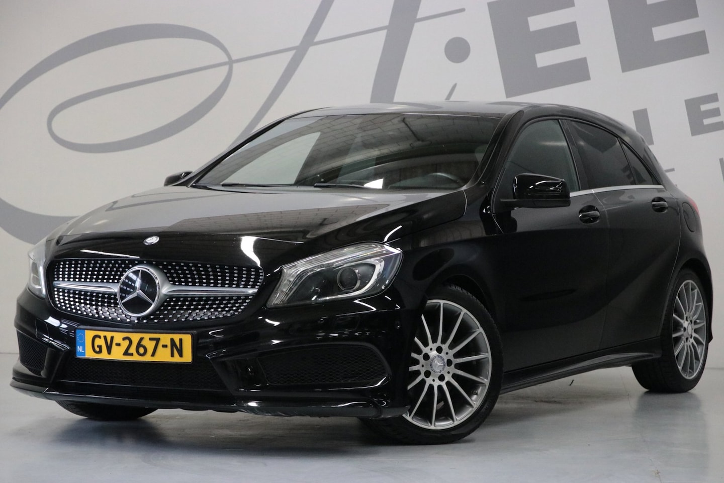 Mercedes-Benz A-klasse - 180 Ambition/AMG-styling/NAP/Origineel NL - AutoWereld.nl