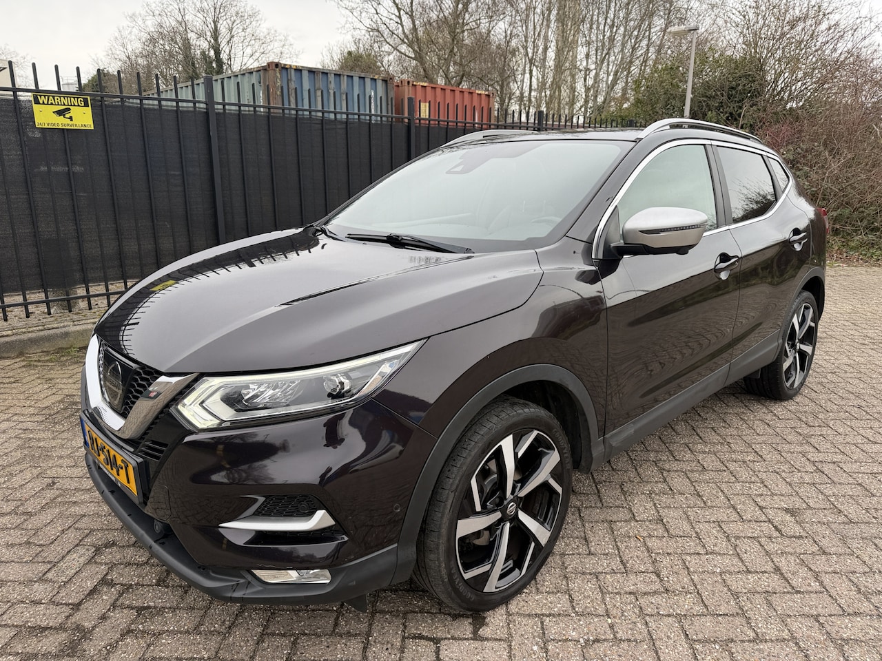 Nissan Qashqai - 1.2 Tekna + Leer/Pano/Bose/Clima/Camera/Cruise/PDC - AutoWereld.nl