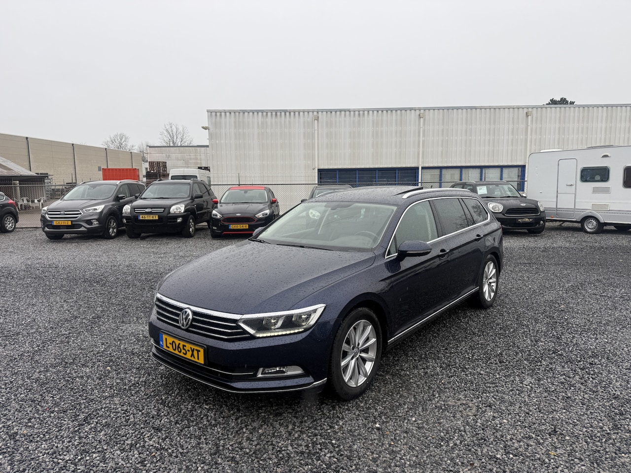 Volkswagen Passat Variant - 2.0 TSI 4Motion Highline 221 pk pano leder standkachel acc camera trekhaak keyless - AutoWereld.nl