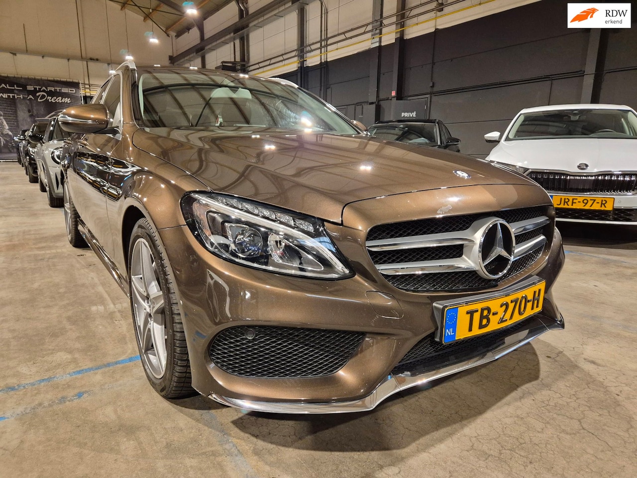 Mercedes-Benz C-klasse Estate - 200 Prestige - AMG Pakket - Leder - Stoelverw - Geintegreerde kinderzit - Afn Trekhaak - AutoWereld.nl