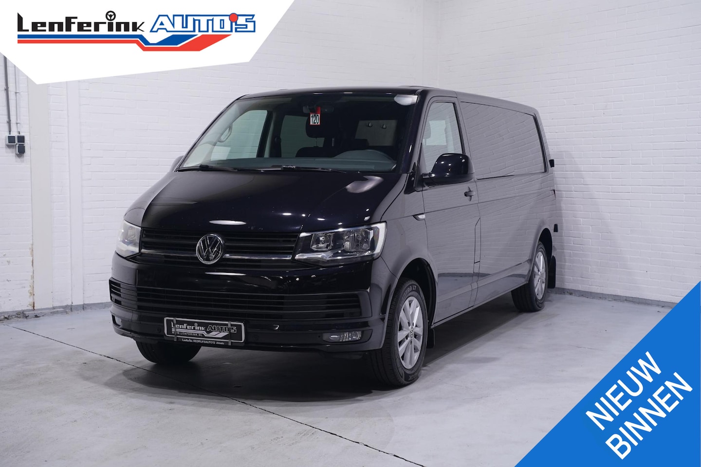 Volkswagen Transporter - 2.0 TDI 150 pk Dubbel Cabine DSG Aut. Navi, Trekhaak 2.500 kg, 16" LMV, PDC V+A, 5-Zits - AutoWereld.nl