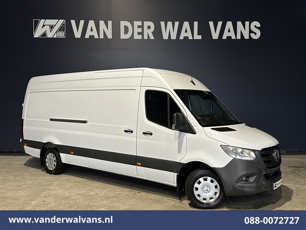 Mercedes-Benz Sprinter - 316 CDI 164pk L3H2 Euro6 Airco | Camera | Apple Carplay | Cruisecontrol | Chauffeursstoel - AutoWereld.nl