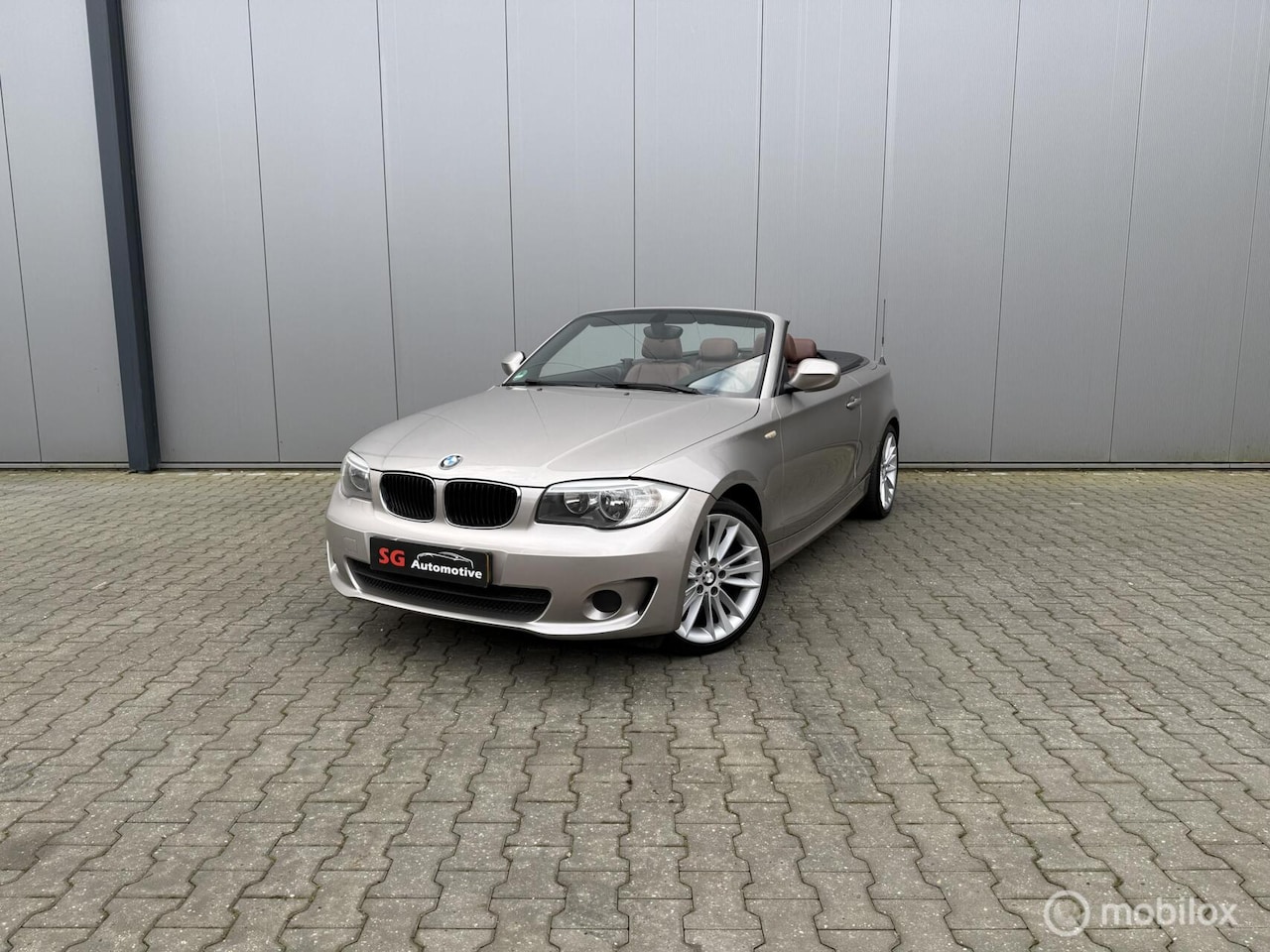 BMW 1-serie Cabrio - 118i High Executive 118i High Executive Nieuwe apk - AutoWereld.nl