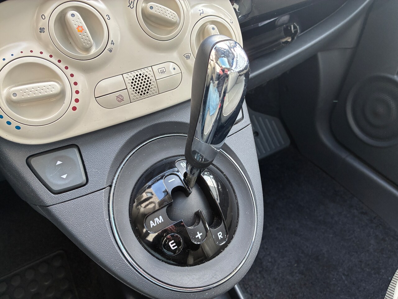 Fiat 500 - 1.2 Lounge Automaat, Nieuwe Distributie/Banden!