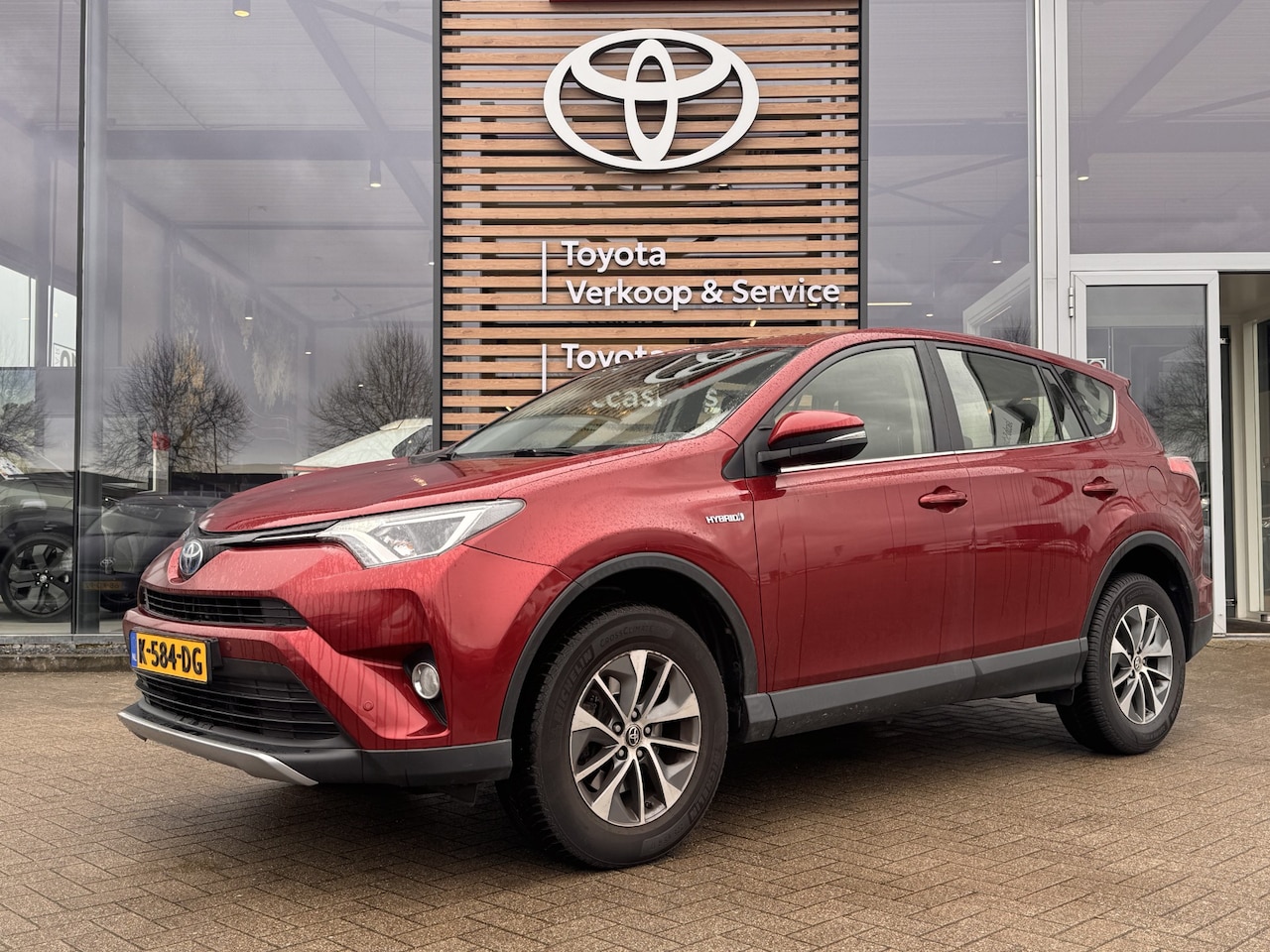 Toyota RAV4 - 2.5 Hybrid Dynamic Plus Limited Automaat 197pk | Dodehoekdetectie | Trekhaak | Keyless | C - AutoWereld.nl