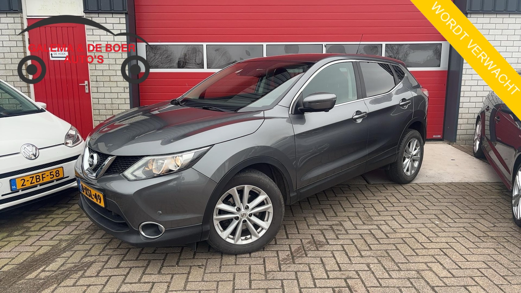 Nissan Qashqai - 1.2 Connect Edition AUTOMAAT / NWE KETTING / TREKHAAK / PANORAMADAK / NAVI / CLIMA / PDC / - AutoWereld.nl