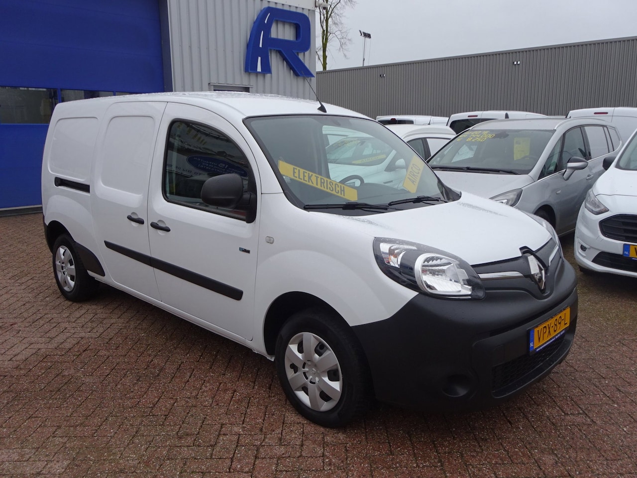 Renault Kangoo - Z.E. 33 Maxi AIRCO NAVIGATIE CRUISE PDC 100 % Elektrisch - AutoWereld.nl
