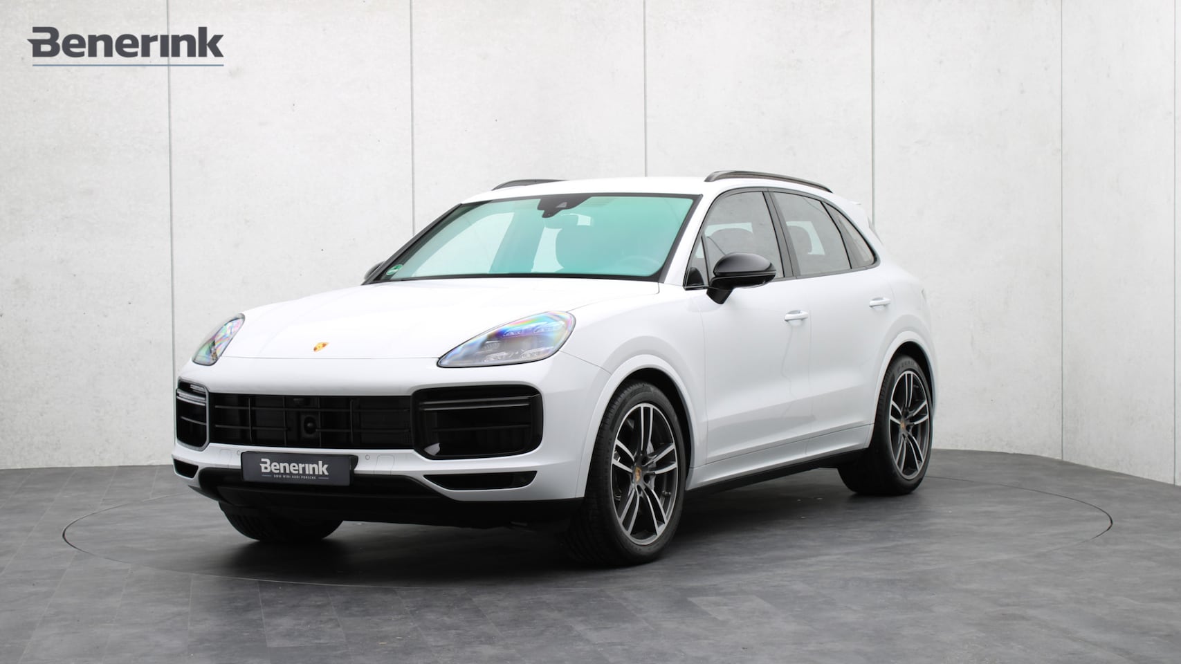 Porsche Cayenne - 4.0 Turbo | PSCB | Soft-Close | Trekhaak | PDCC | Led-matrix | Surround View - AutoWereld.nl
