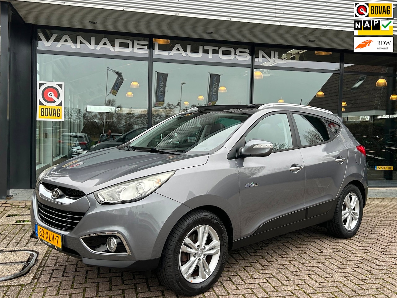 Hyundai ix35 - 1.6i GDI Style Panorama Clima Cruise Camera Trekhaak NAP NL-Auto Dealeronderhouden! - AutoWereld.nl