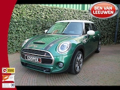MINI Cooper S - 2.0 60 Years Edition F55 LCI 5-drs met Head-up, Adap. Cruis, Apple Carplay en 17"
