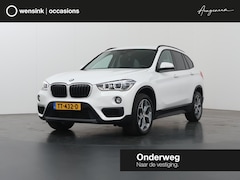 BMW X1 - sDrive20i Executive | Trekhaak | LED | Navigatie | PDC | Climate Control | Cruise Control