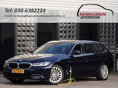 BMW 5-serie Touring - 530e/ PANORAMADAK/ HEAD-UP/ TREKHAAK/ H&K AUDIO/ LASER LED