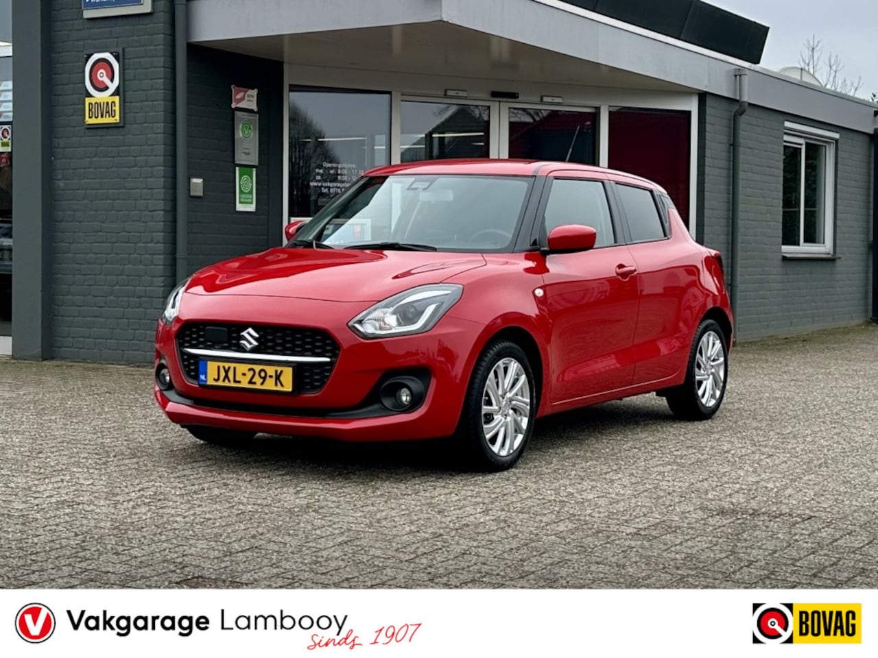 Suzuki Swift - 1.2 Select SmartHybrid Automaat Trekhaak Navi Stoelverwarming - AutoWereld.nl