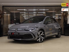 Volkswagen Golf - 1.5 eTSI R-Line Business PANO/CAM/CARPLAY/IQ/ACC/DCC/VOL