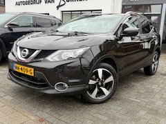 Nissan Qashqai - 1.2 N-Connecta, Pano, 360 camera, Trekhaak, Navigatie, Climate control