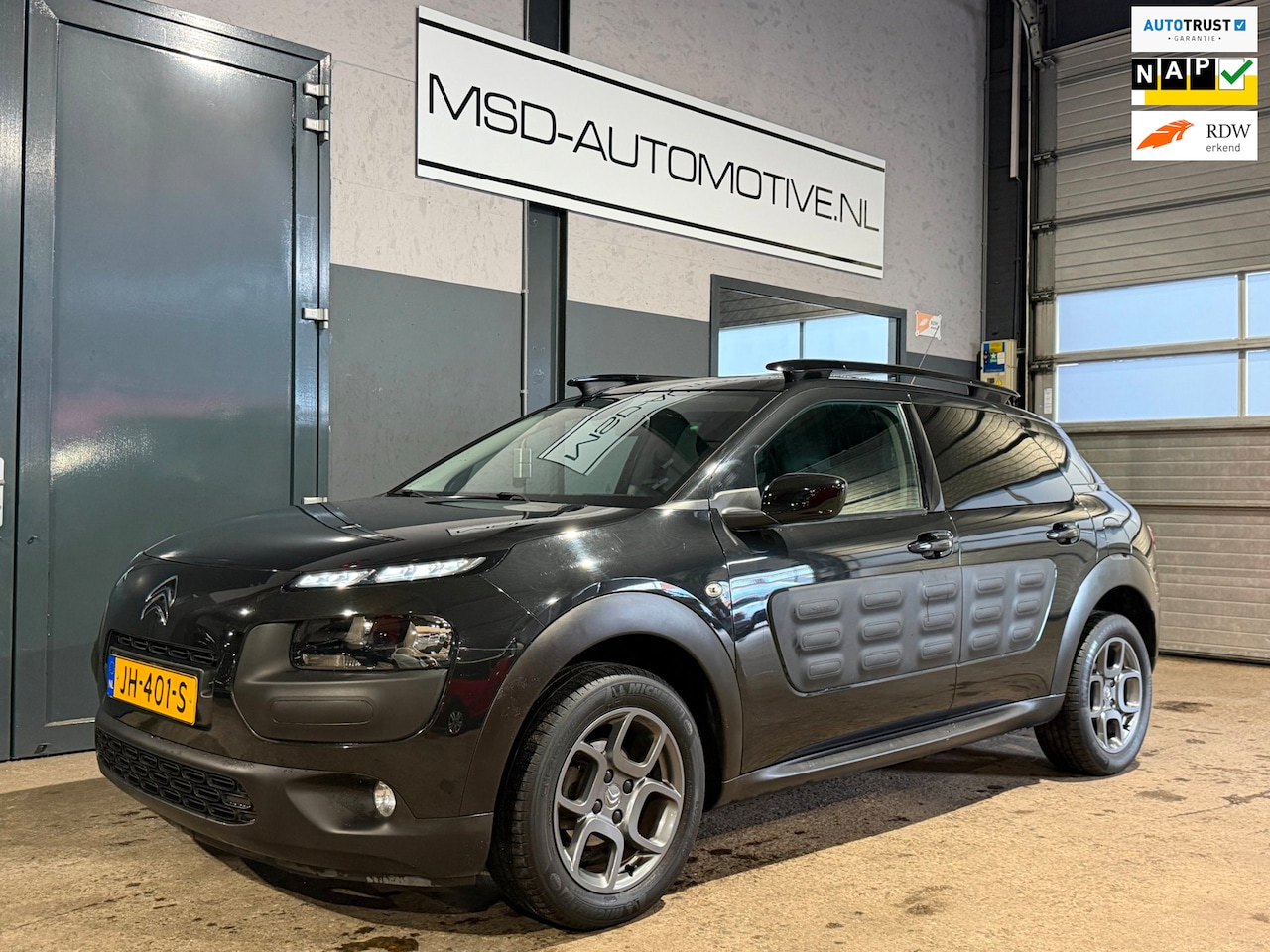 Citroën C4 Cactus - 1.2 PureTech Shine 2e Eigenaar Camera NAP - AutoWereld.nl