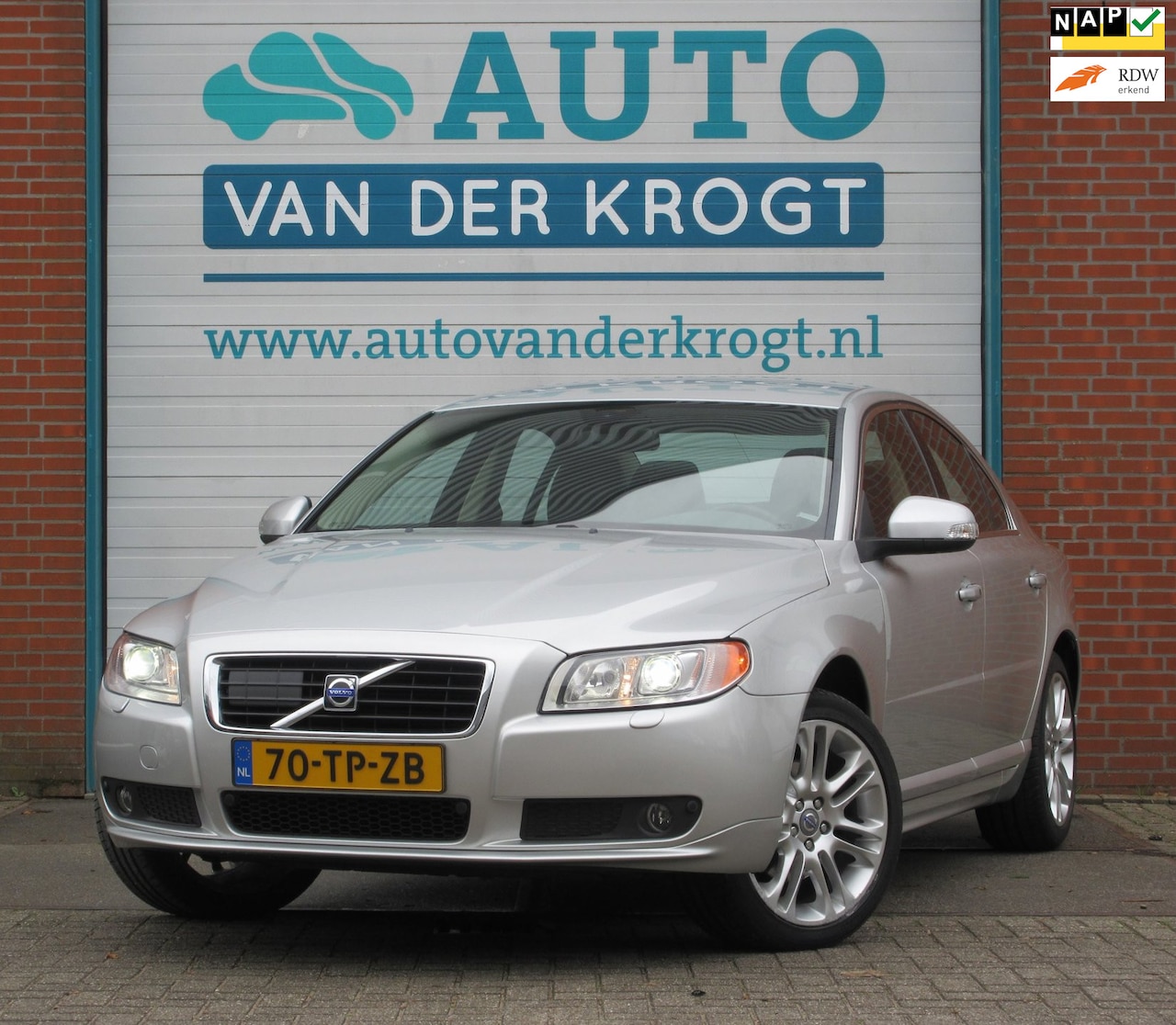 Volvo S80 - 3.2 Summum 3.2 Summum, Uniek!, 1e eig, 63.644 km !! 100% Onderhouden - AutoWereld.nl