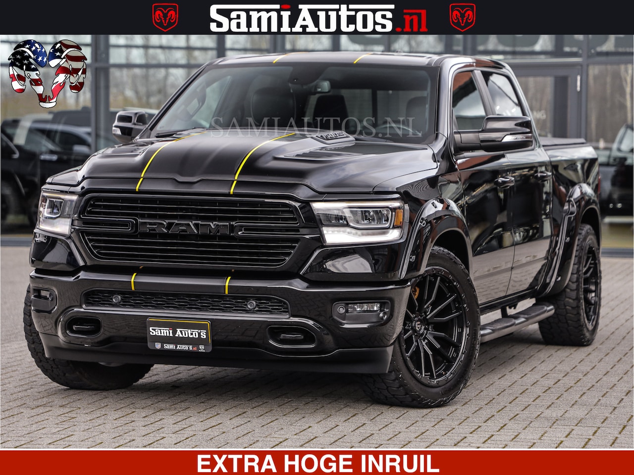 Dodge Ram 1500 - HULK | 5.7 V8 | STRIPING | LUCHT VERING | LARAMIE SPORT BLACK ON BLACK | MEGA DIK | CREW C - AutoWereld.nl