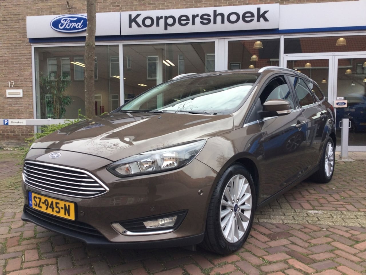 Ford Focus Wagon - 1.0 Titanium 1.0 Titanium - AutoWereld.nl
