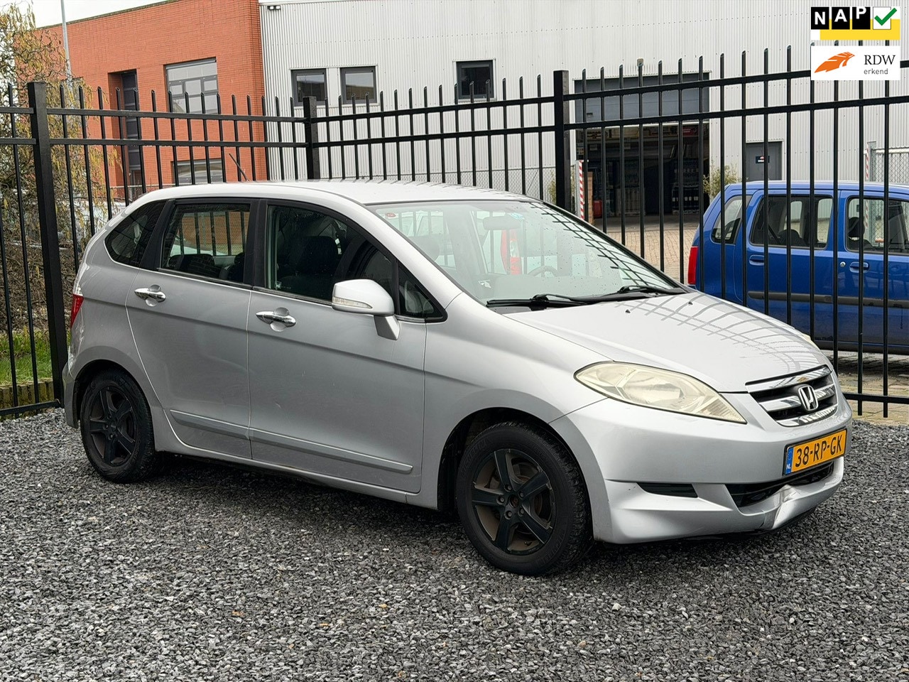 Honda FR-V - 1.7i Comfort AIRCO!6PERSOONS!APK!KOOPJE! - AutoWereld.nl