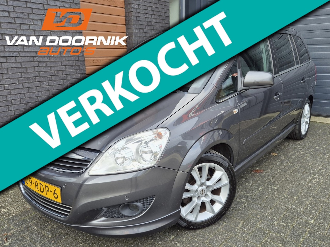 Opel Zafira - 1.8 Cosmo Leer/Trekhaak/Cruise Control/Nieuwe APK! - AutoWereld.nl