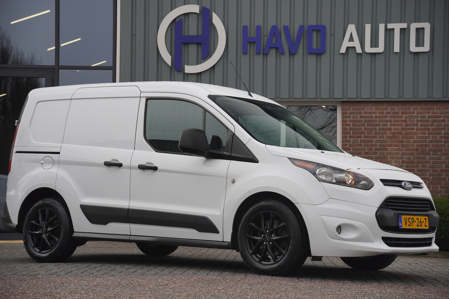 Ford Transit Connect - 1.0 Benzine, AIRCO, TREKHAAK, BTW-VRIJ / MARGE - AutoWereld.nl