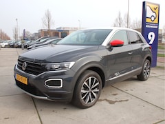 Volkswagen T-Roc - 1.0 TSI Style Business Beats, FULL LED, Stoel- & Stuurvw. Prijspakker