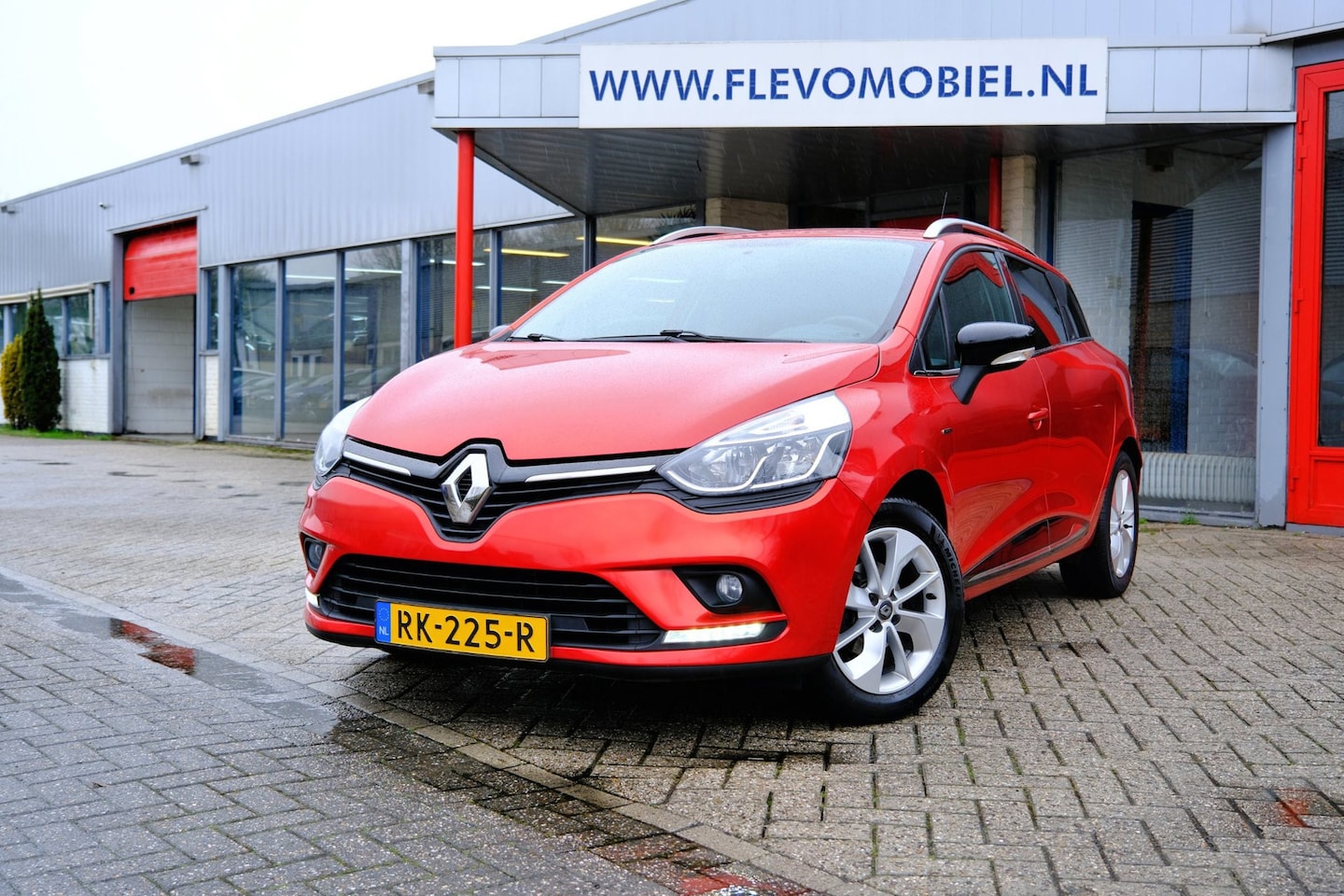 Renault Clio Estate - 0.9 TCe Limited Navi|1e Eig|Airco|LMV - AutoWereld.nl