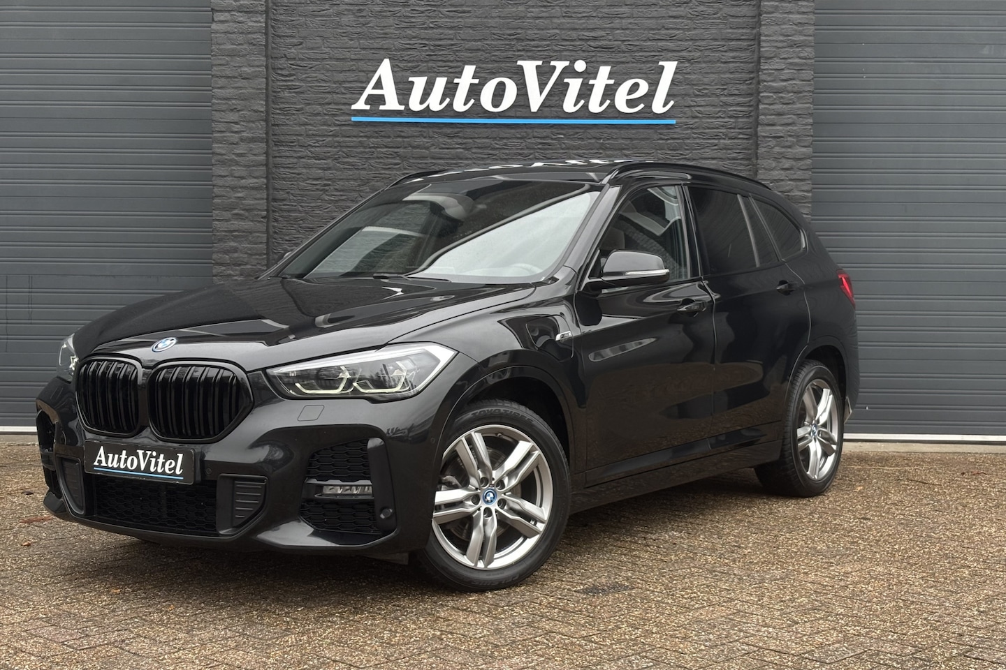 BMW X1 - xDrive25e M-Sport | Panodak | Camera | Head-Up | Comfort Access | Adaptive Cruise - AutoWereld.nl