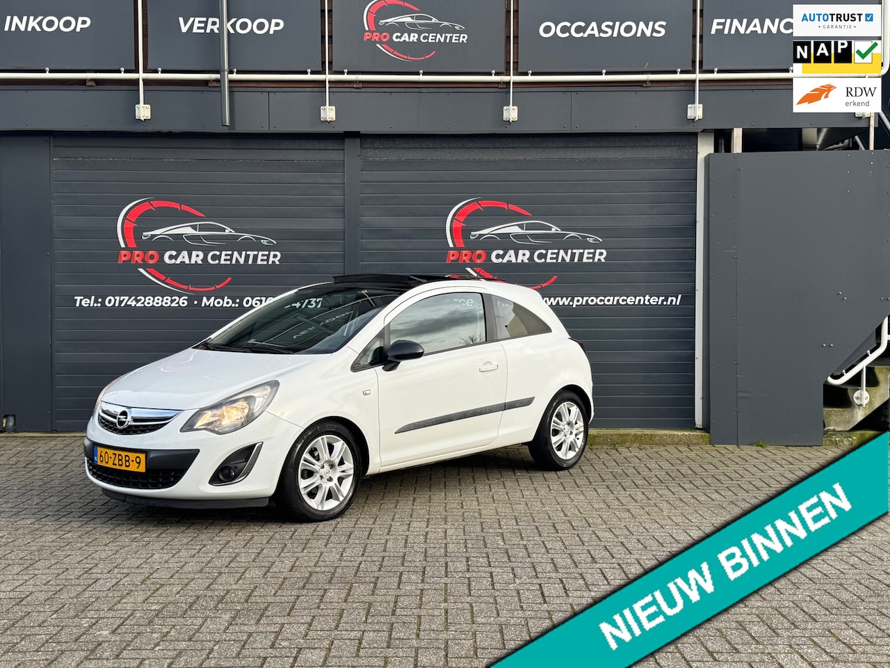 Opel Corsa - 1.4-16V Cosmo CRUISE|AIRCO|PANO|EL.RAMEN|LMV|NAP - AutoWereld.nl
