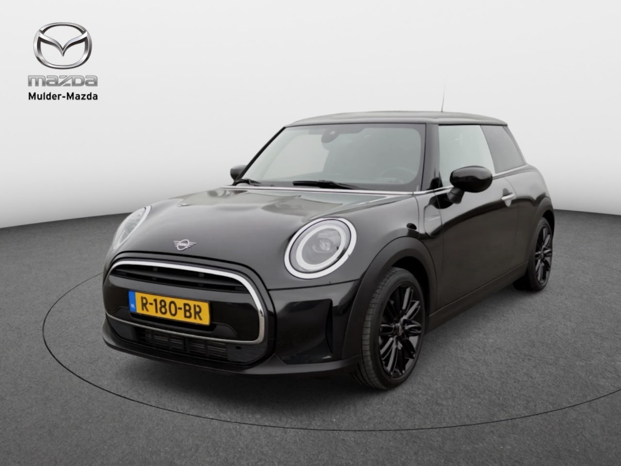 MINI Cooper - Mini 1.5 Business Edition Aut. | Driving assistant | Leder - AutoWereld.nl