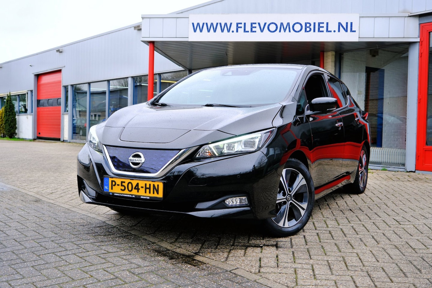 Nissan LEAF - N-Connecta 40 kWh Aut. Navi|360Cam|1e Eig|DAB|LMV - AutoWereld.nl