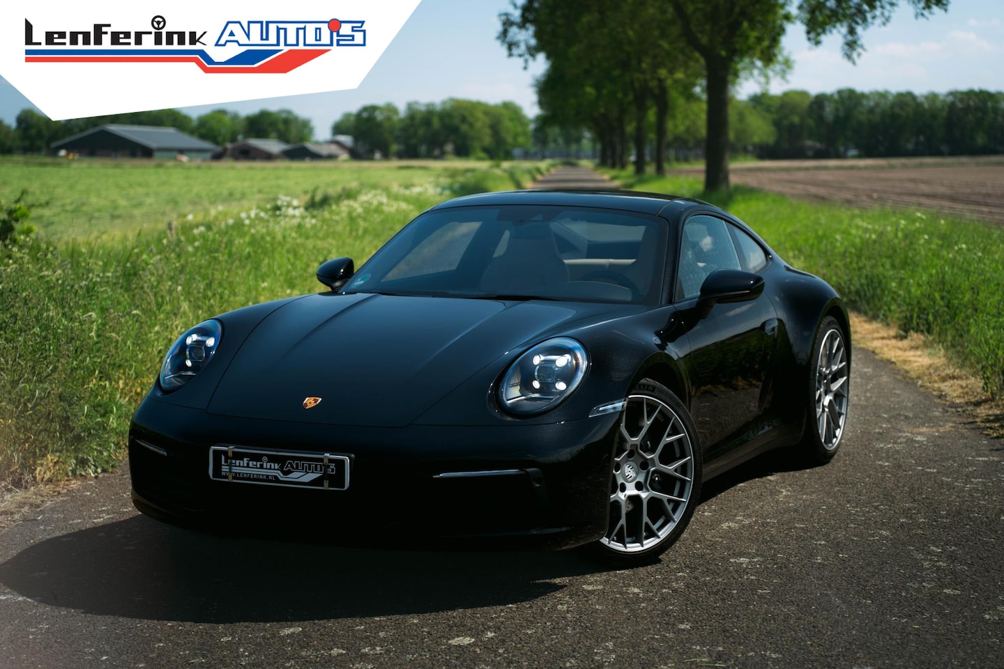 Porsche 911 - 3.0 Carrera 4 Sportuitlaat - Apple Carplay - Android Auto - LED - Stoelverwarming - Camera - AutoWereld.nl