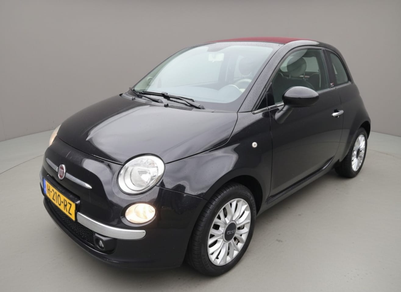 Fiat 500 C - 1.2 Lounge Cabrio | PDC | Airco - AutoWereld.nl