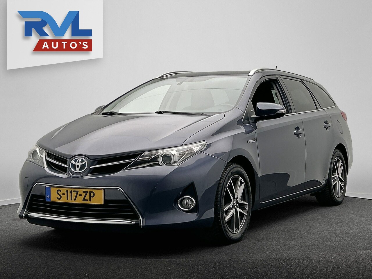 Toyota Auris - 1.8 Hybrid Lease+ Trekhaak Navigatie Camera Climate-control Cruise - AutoWereld.nl