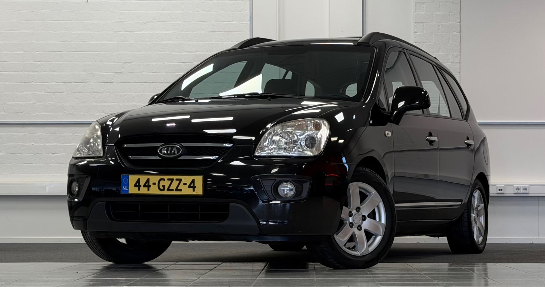 Kia Carens - 2.0 CVVT X-ecutive Trekhaak 3e Eigenaar Garantie - AutoWereld.nl