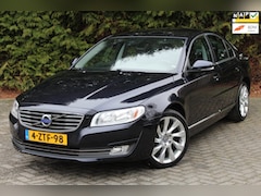 Volvo S80 - 2.0 T5 Momentum 245PK Automaat | Navigatie | Lederen bekleding | Parkeersensoren | Trekhaa