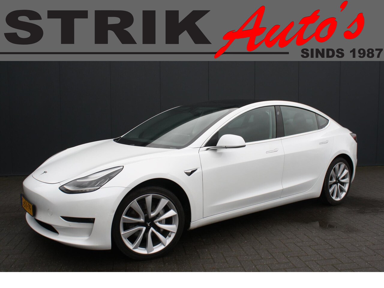 Tesla Model 3 - Long Range RWD Long Range AWD 75 kWh SOH 85% - AUTOPILOT - 19" VELGEN - PANORAMADAK - LEDER - TREKHAAK - - AutoWereld.nl