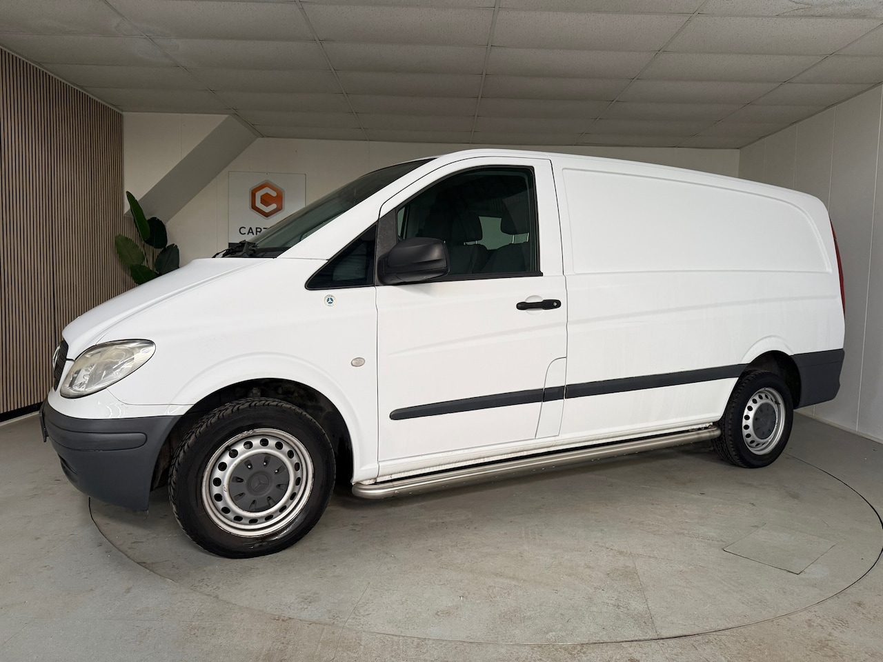 Mercedes-Benz Vito - 109 CDI 320 Lang HD Airco, Side Bars 108.000KM - AutoWereld.nl