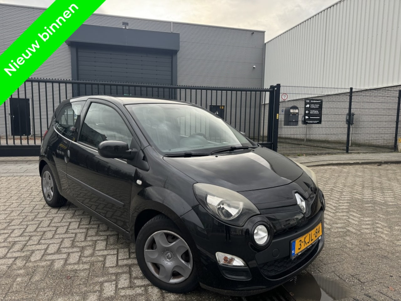 Renault Twingo - 1.2 16V Collection BT/Airco 104DKM 2013 - AutoWereld.nl