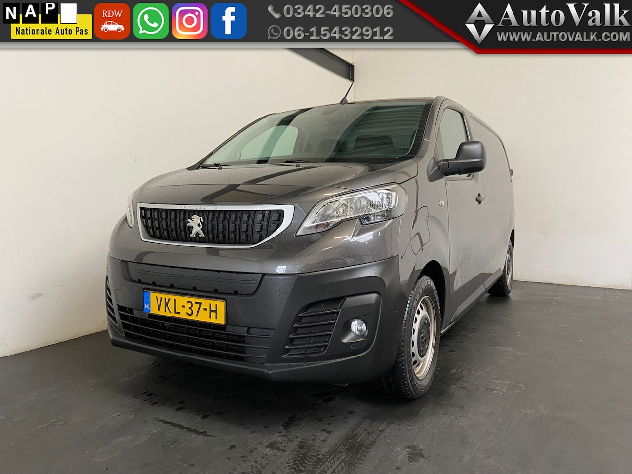 Peugeot e-Expert - Standard Asphalt 50 kWh Standard Asphalt 50 kWh - AutoWereld.nl