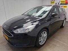Ford Focus Wagon - 1.0 Titanium BOVAG GARANTIE 4X NIEUWE BANDEN NETTE AUTO