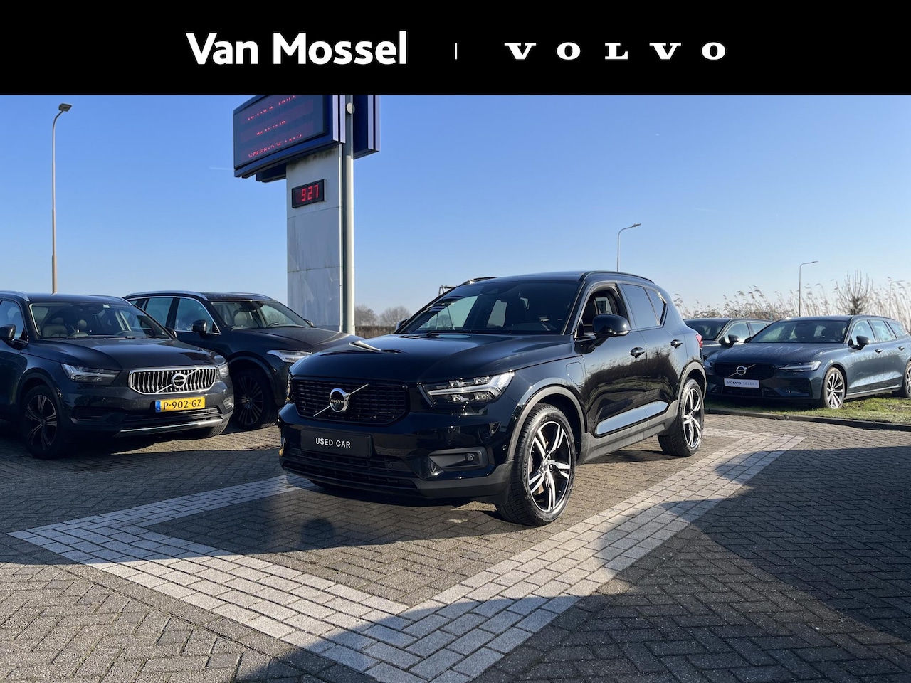 Volvo XC40 - T5 Recharge Inscription | Panoramadak | 360 Camera | Harman / Kardon | Trekhaak | - AutoWereld.nl