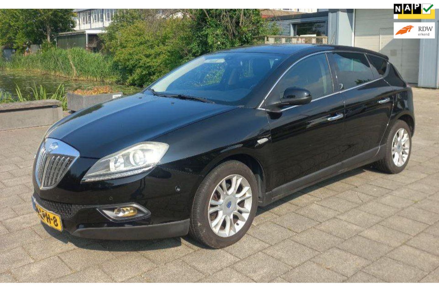 Lancia Delta - 1.4-nieuwe apk,airco, navigatie, cruise Controle, aluminium velgen - AutoWereld.nl